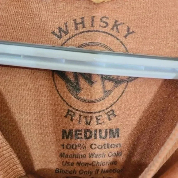 Whisky River Rock & Roll Tee. Size Medium - Picture 5 of 5